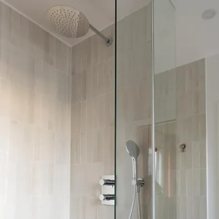Bright With Open View Apartment Paris
